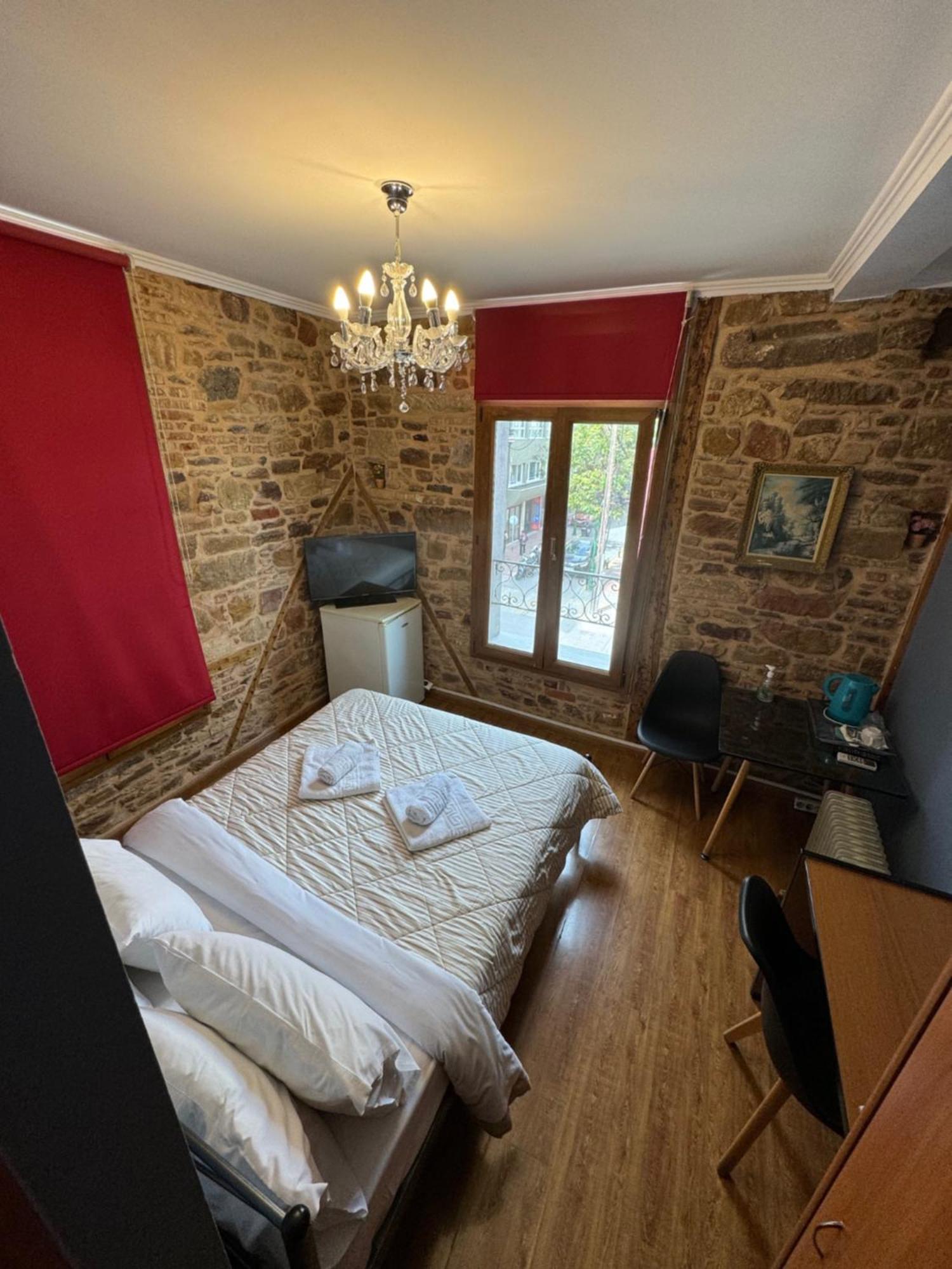 Ionia Rooms Chios Town Extérieur photo
